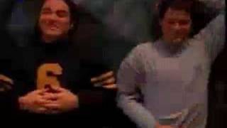 Charlie tente d'avoir le rôle puis Jack/Eric