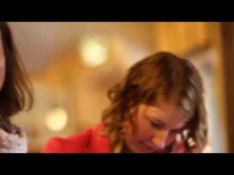 short clip filmed with Canon FD85mm f1.2L