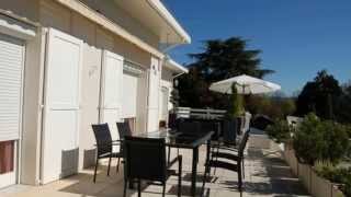 preview picture of video 'Maison récente avec piscine à acheter proche de Grenoble et Voiron dans secteur calme'