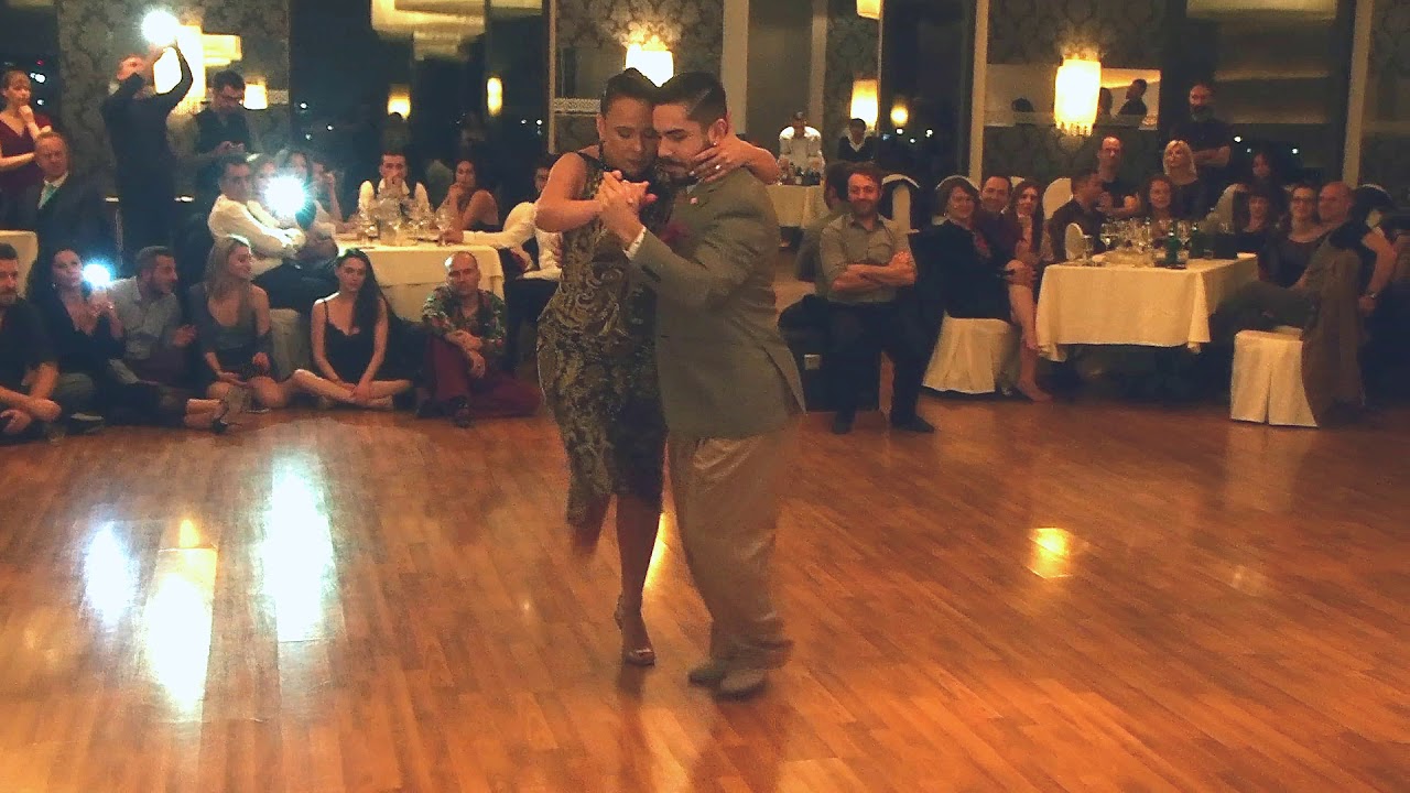 VIRGINIA PANDOLFI & JONATAN AGUERO, NO MIENTAS - JUAN D'ARIENZO