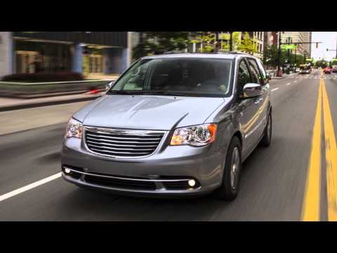 2014 Chrysler Town & Country - Test Drive