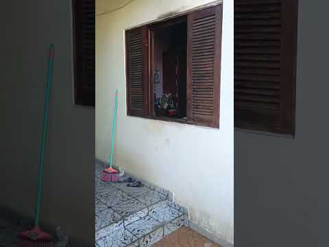 Casa com 4 quartos, 200m², à venda