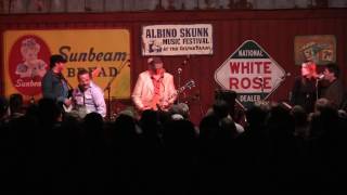 ShinyRibs perform