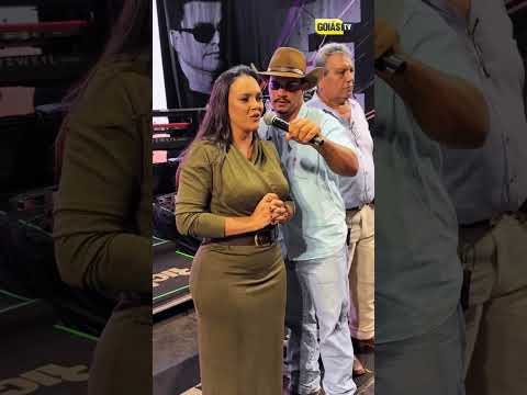 🎤 O prefeito Juninho e a primeira-dama Jossi, grande sucesso do Arraiá de São João da Paraúna