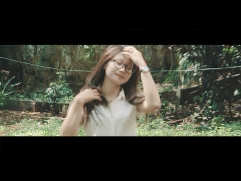 GADIS TULUNGAGUNG KOK GINI YA.....