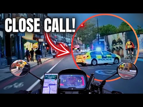 Sunday Night Delivering In Chelsea - Bus Crash & Close Call With The Police! - A CRAZY NIGHT!
