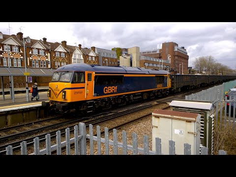 GBRf's 69003 - 4Y19 12:30 Mountfield Sidings to Southampton Western Docks, at Woking on 05/04/22