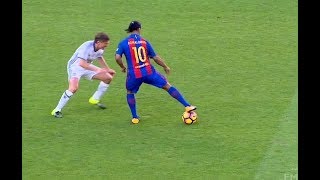 Ronaldinho 2017 ● Skill Show ● Football & 