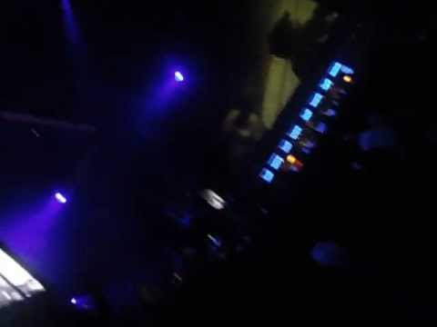 Fabrik-Code 071 @ 02-04-2011 - Pet Trio (Pet Duo vs Miss Djax) - 2