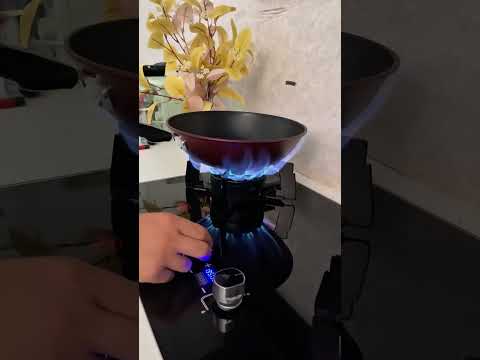 Who hasn't gotten a flip-top stove yet? Cleaning is a breeze with just a gentle lift of the burner..