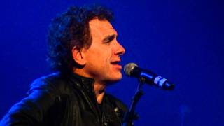 Rai Thistlethwayte & Ian Moss perform at Dueting it for the Kids