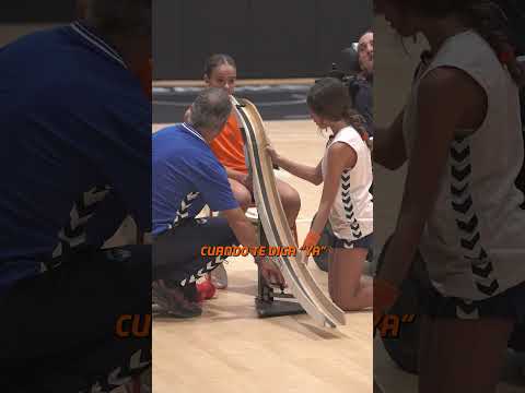 🏠🏀 L'ALQUERIA DEL BASKET | Carlota y Uxue jugaron a la Boccia 🎯🤝 |  Valencia Basket #shorts