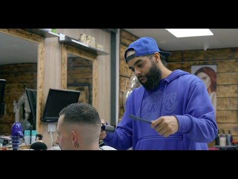 El Messy - Proper Grafter (Official Music Video)