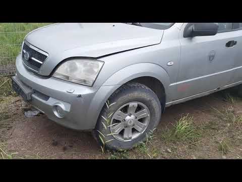 Car For Parts - Kia SORENTO 2004 2.4L 102kW Gasoline