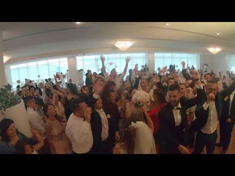 Ingresso Sposi al Ristorante Travolgente - La Fonte dell'Astore - Animazione Francesco Barattucci