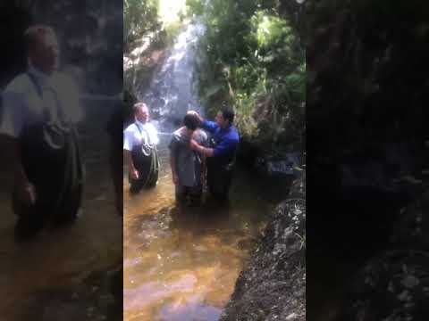 Batismo glorioso na cidade de Barão de Cocais-MG - IGREJA CONGREGAÇÃO CRISTÃ (ICC)