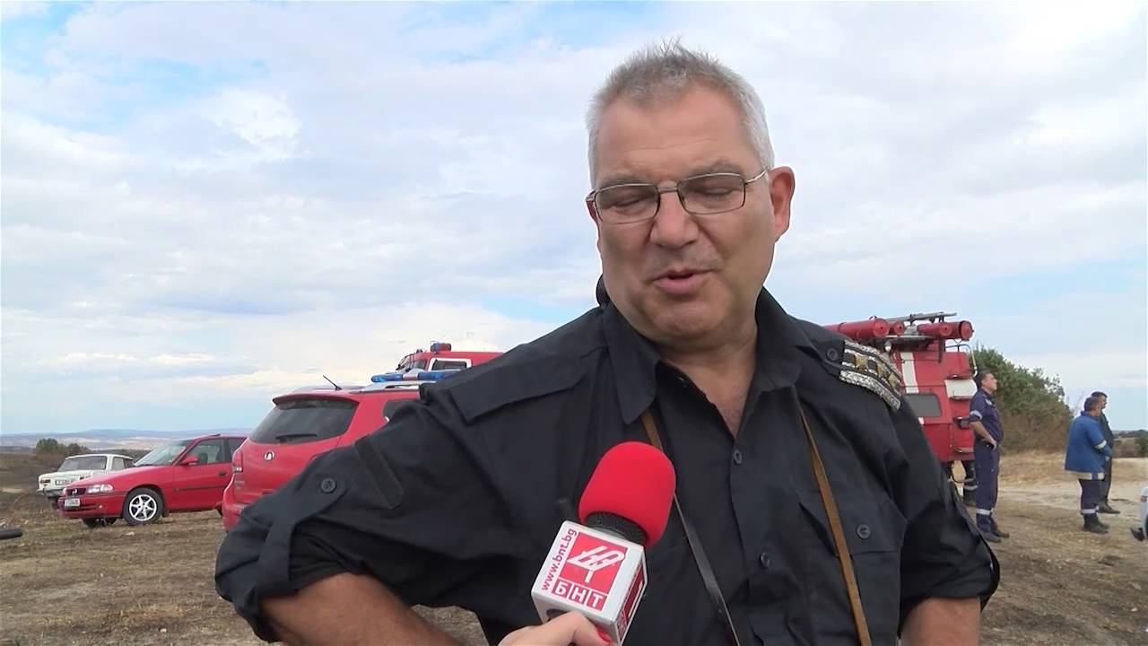15 000 дка обхвана пожара край Остър камък, Иваново и Елена