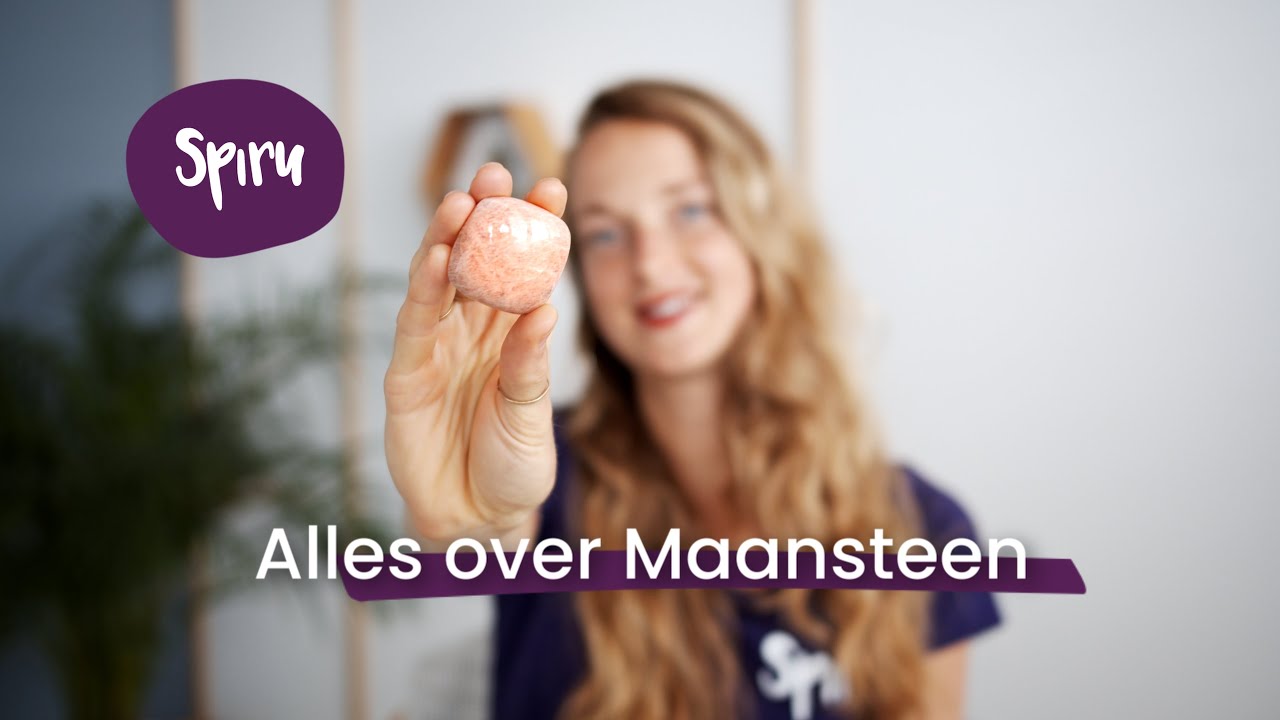 Alles over Maansteen, Verbinding tussen de Maan en het Vrouwelijke