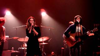 Adam Green & Binki Shapiro "Just To Make Me Feel Good" @ Café de la Danse (Paris)