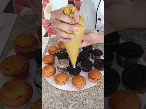 beautiful cup cakes design 🥰