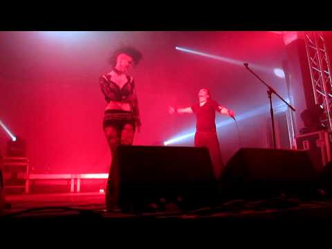 Soko Friedhof - Blutrünstiges Mädchen WGT 2015 im Felsenkeller