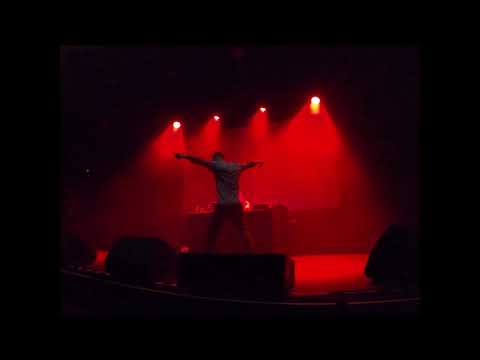 Włodi/1988 - Stworzony (live Poznań 25.09.2020)