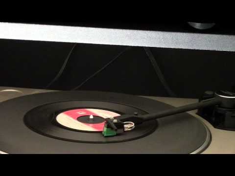 Pleasant Valley Sunday - The Monkees