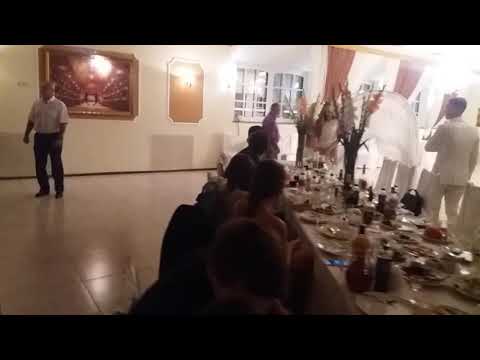 Танцы интересных людей на свадьбе