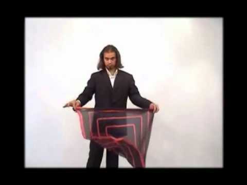 Appearing 2 Bouquets in Empty Hands - Tora