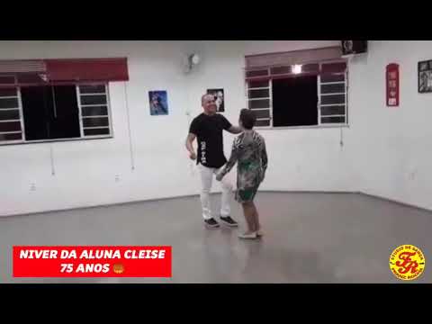 IMPROVISO DE SAMBA ALUNA CLEISE ANIVERSÁRIO 75 ANOS !!!