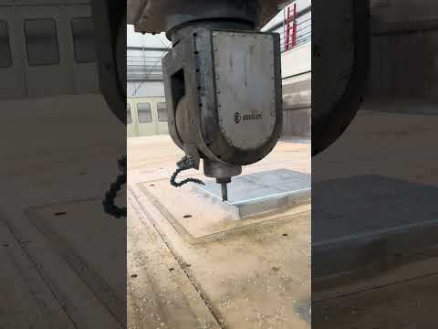 2015 ONSRUD F427HR40H2 Vertical Machining Centers (5-Axis or More) | Machinery Network (1)