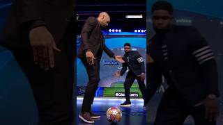 Masterclass in football IQ from Thierry Henry here ⚽️🧠