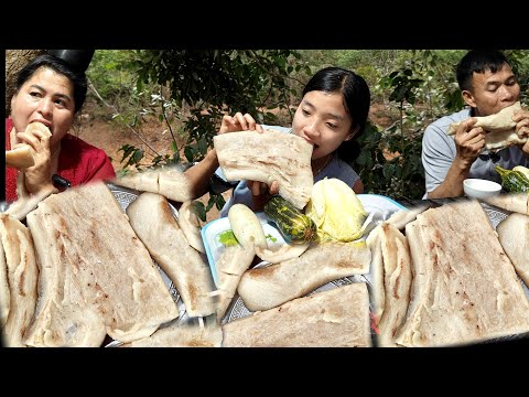 Rùng Mình Với Cuộc Thi Ăn Hơn 9 KG Mỡ Lợn, Rau Củ Quả Ở Sơn La