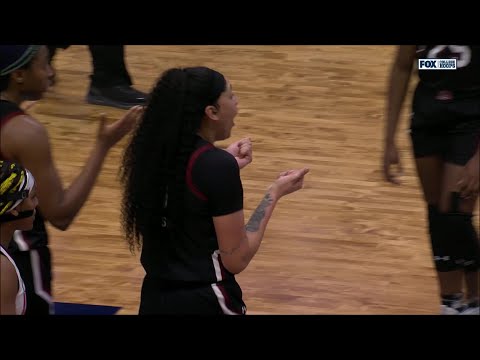 Cardoso TECHNICAL, Slamming Ball Down After Foul Call | #1 South Carolina vs #5 UConn Huskies