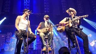 Cook It Up - The BossHoss w/Special Guest Seasick Steve Live@Barclaycard Arena Hamburg