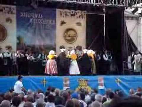 Bagad Landi y Cercle celtique de Landivisiau