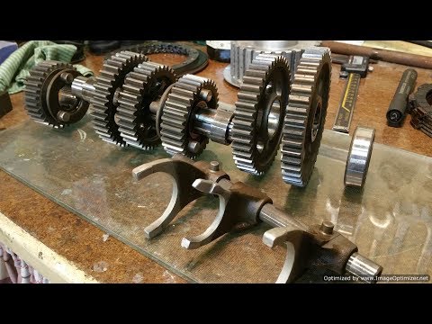 Honda CB750 Restoration -  Cleaning, Examining and Preparing Part 8