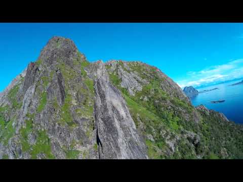Svolværgeita 22.juli  mountain climbers