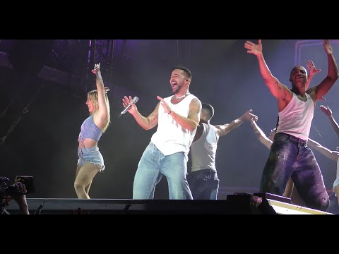 Ricky Martin koncert - 3/3 - Budapest 4k Hősök tere 2024 😍🌈 Vente Pa' Ca, Livin' La Vida Loca