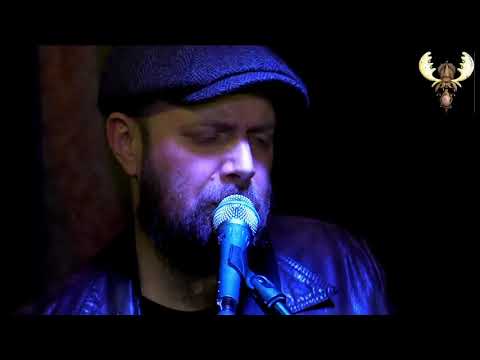Henrik Freischlader band  - Need your love so bad  - Live at Bluesmoose Radio