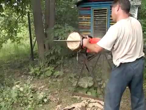 Видео: Обзор бензопилы Foresta FA-58S в работе