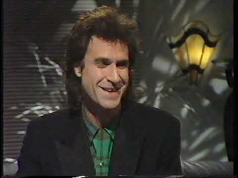Kinks   1984 11 20   Ray Davies interview @ Whistle Test