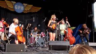 Anais Mitchell &amp; The Hadestown Orchestra-Gone, I&#39;m Gone, When the Chips Are Down