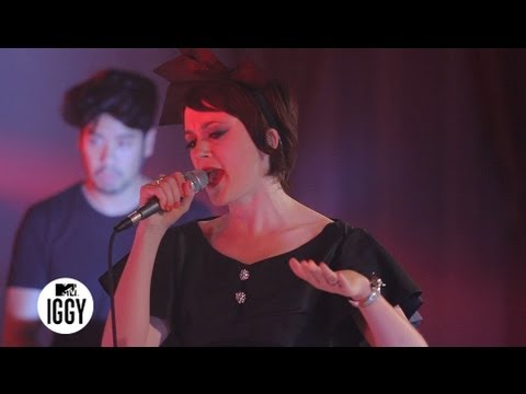 Ladytron — "Destroy Everything You Touch" — MTV Iggy Live
