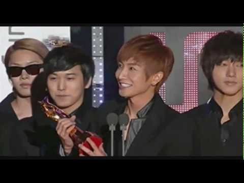 101209 Super Junior Wins Asia Popularity award