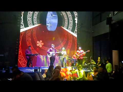 Cover By Ralen Band Mandarin