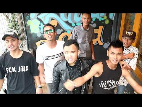 D'SIPIL - MUFON (Official Music Video)