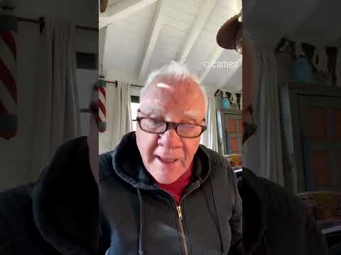 Malcolm McDowell Recites HENRY V by Shakespeare (Cameo)