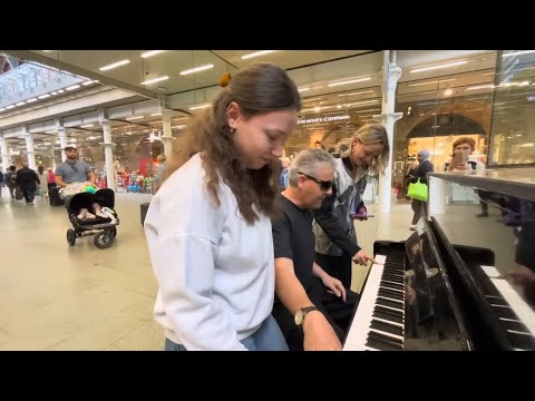 Four Girls, A Nun And Some Boogie Woogie