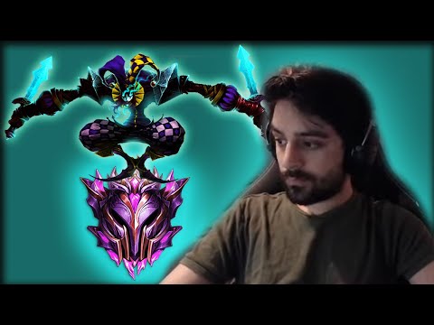 This is what a high elo game looks like in Season 11